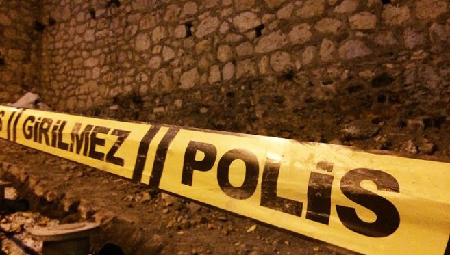 Erciş'te bir kişi yol kenarında ateşli silahla vurulmuş halde bulundu