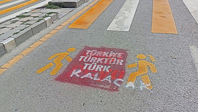 Van'da Kürtçe trafik uyarı yazılarına saldırı!