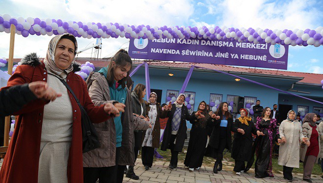 Tuşba Belediyesi Hebûn Kadın Danışma Merkezi açıldı