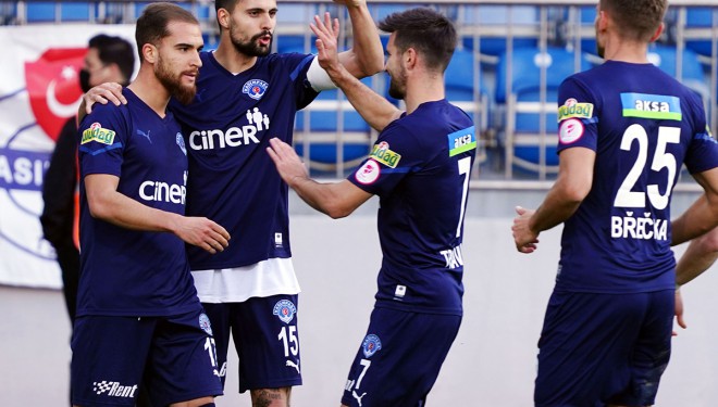 Kasımpaşa, BÜ Alanya Kestelspor'u 5-0 mağlup etti