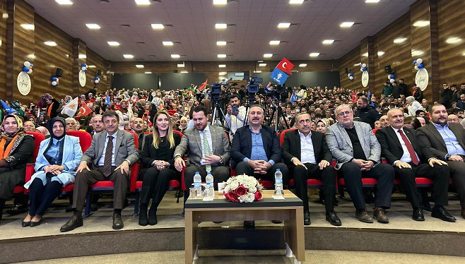 Büyükşehir Belediye Başkan adayı Arvas, projelerini açıkladı