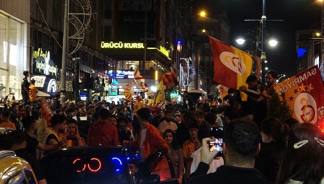 Galatasaray'ın şampiyonluk sevinci Van'da coşkuyla kutlandı