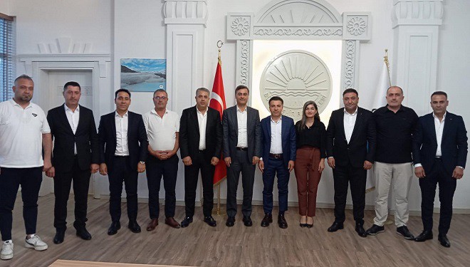 Eşbaşkanlar Vanspor'un Yeni Yönetimini Ağırladı
