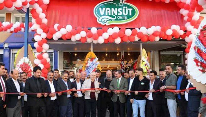 Van Süt Çiftliği görkemli bir törenle açıldı 