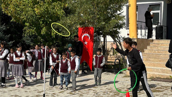 Muradiye'de “Merkezim Her Yerde” etkinliği