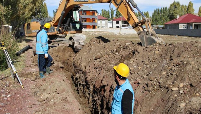 VASKİ çalışıyor, Erciş’in altyapısı değişiyor