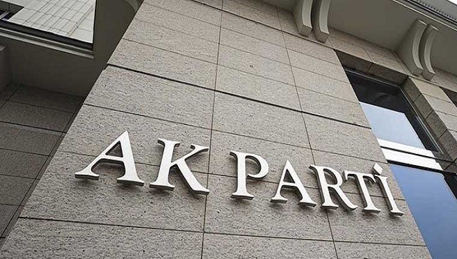 CHP'den istifa eden 12 kişi AK Parti’ye geçti