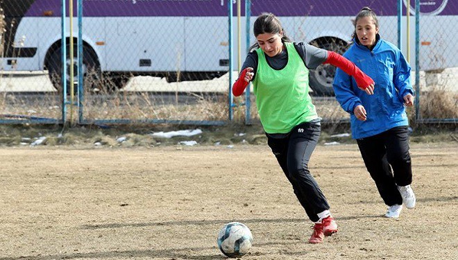 Van Büyükşehir Belediyespor kadın takımında hedef 2. Lig