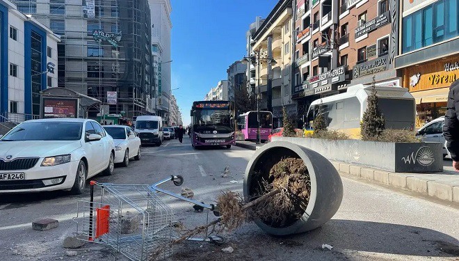 Van'da kayyum sonrası gerginlik; Yüzlerce gözaltı (FOTO - VİDEO)