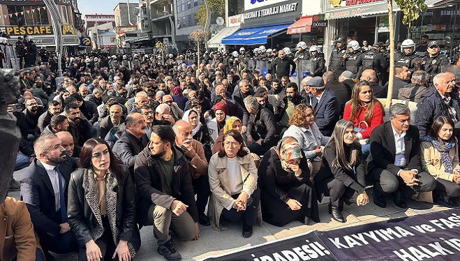 Van’da kayyum protestosu